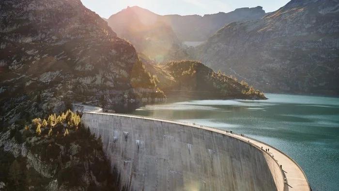 Alpiq schärft Strategie zur Stärkung ihrer Rolle in der europäischen Energiewende