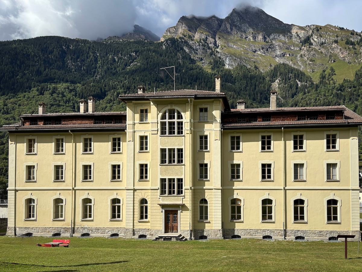 Haus Helvetia (ewz-Hauptgebäude im Bergell)