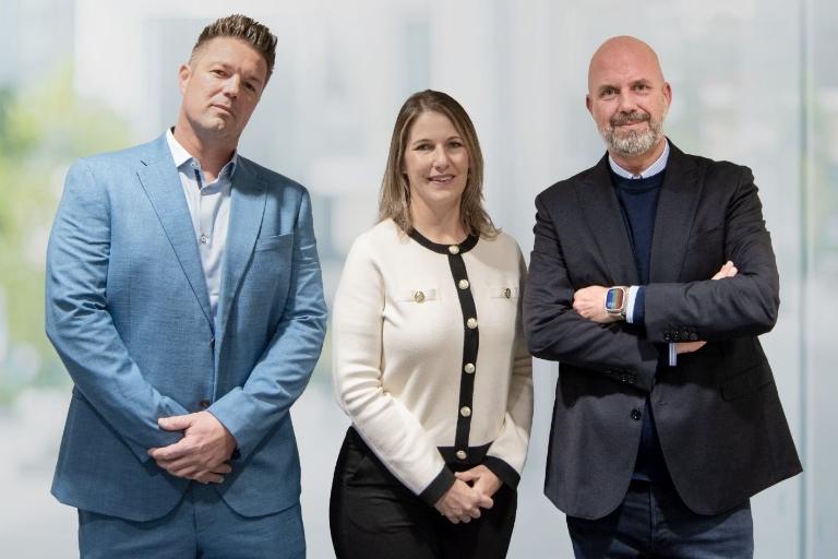 Die neue Geschäftsleitung von Pronovo (v. l. n. r.): Michael Jaberg (CIO), Sibylle Vögtli (COO) und Patrick Hirzel (CEO).