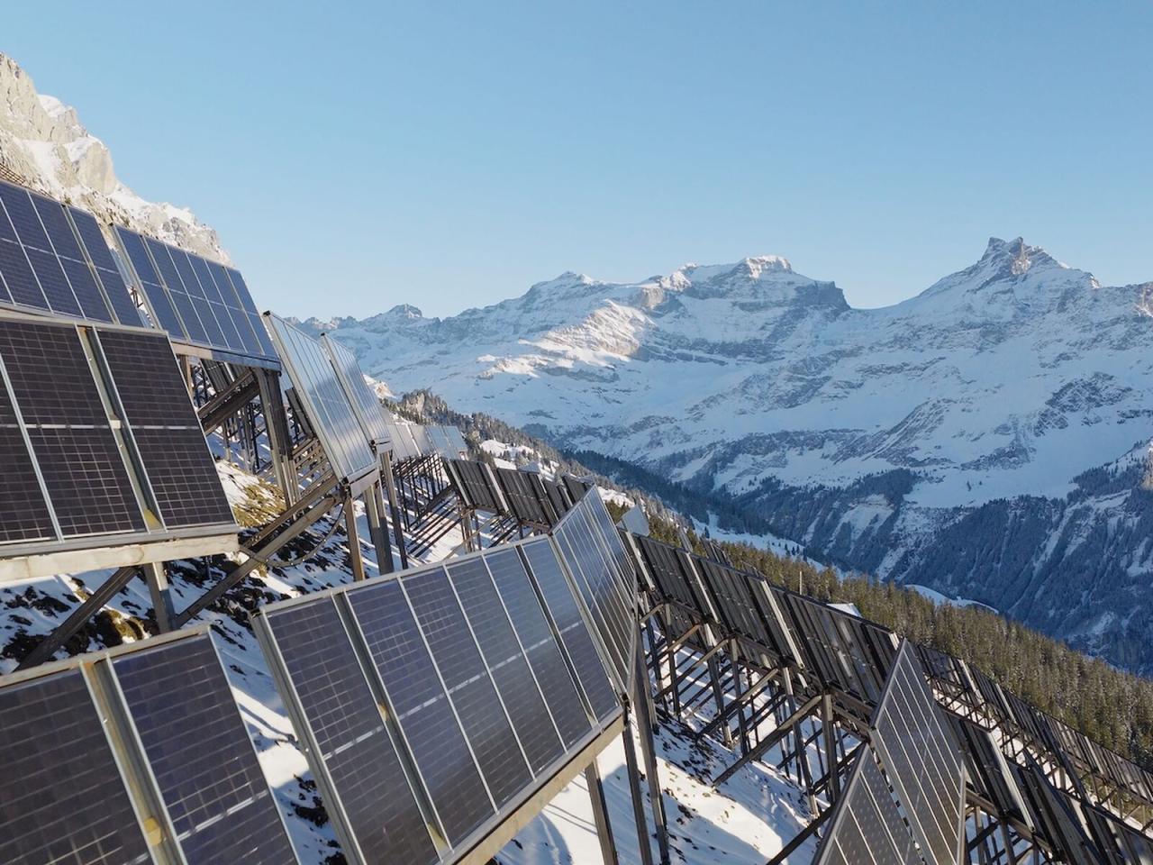 Die Anlage Sidenplangg startet mit starker Winterproduktion und erreicht rund 3x höhere Erträge als im Tal.