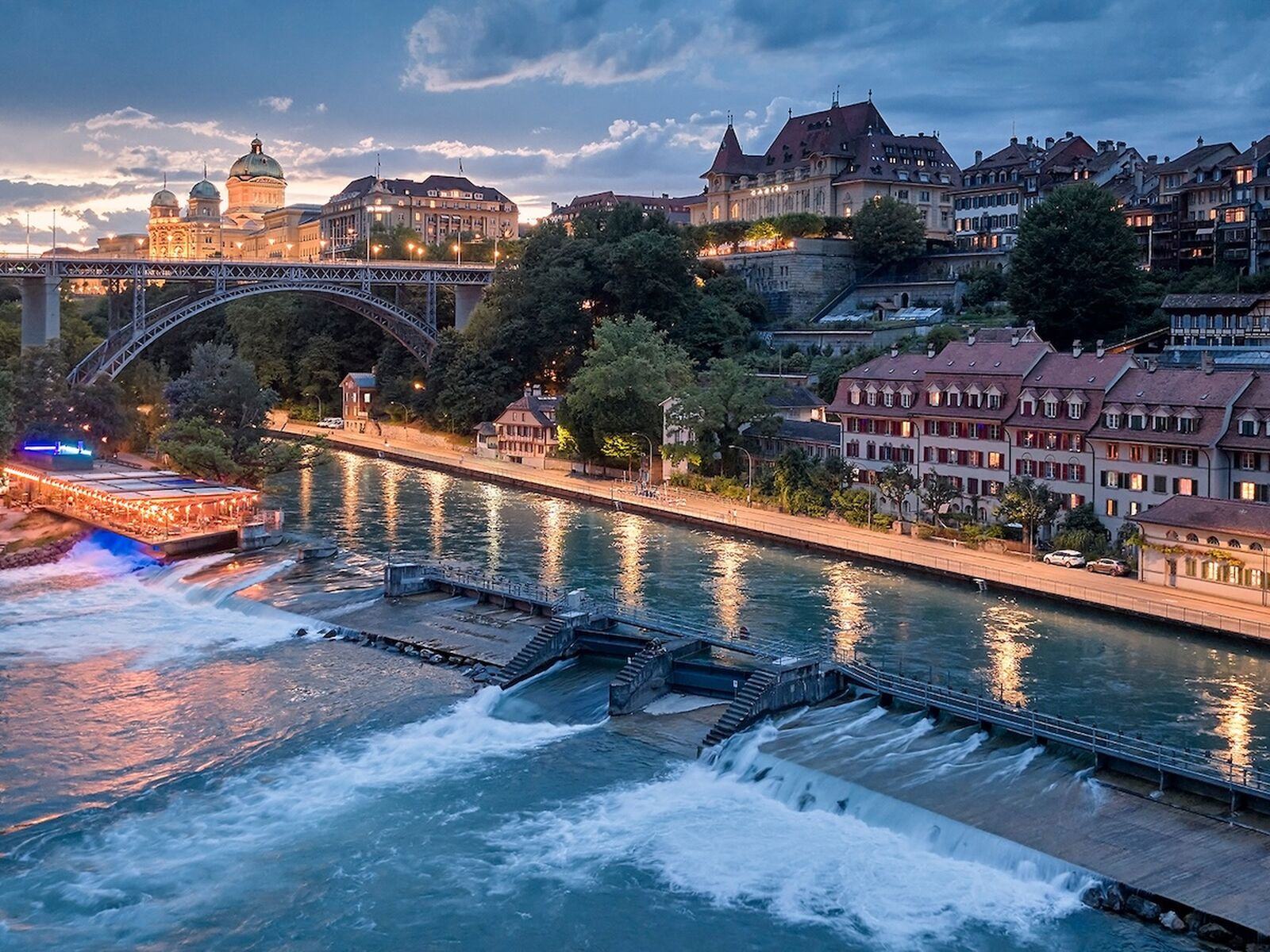 Energie Wasser Bern senkt Gewinn trotz stabiler Leistung