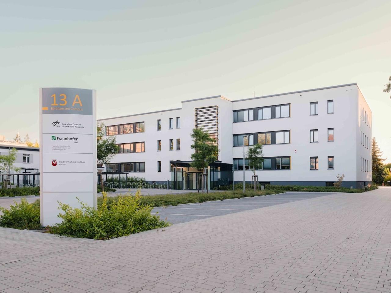 Gebäudeansicht Fraunhofer IEG in Cottbus Bild: C. Schleifenbaum/Fraunhofer IEG