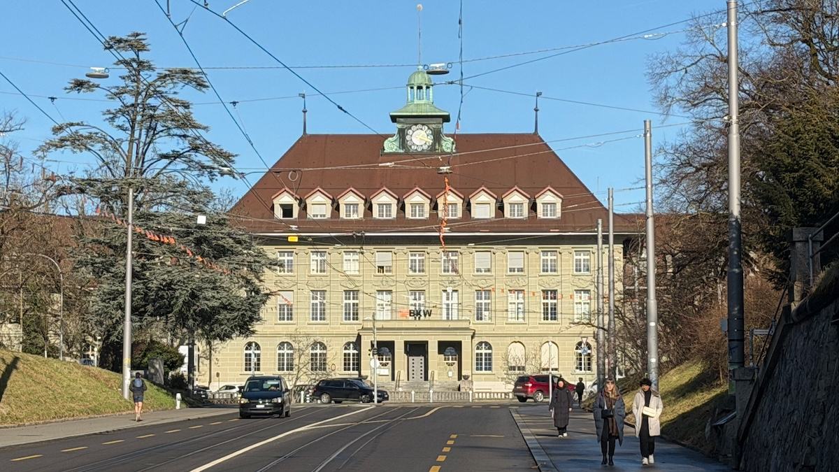 Die BKW nimmt aufgrund veränderter Marktbedingungen eine Wertkorrektur auf ihrer 33-Prozent-Beteiligung am Kohlekraftwerk Wilhelmshaven in Deutschland vor.