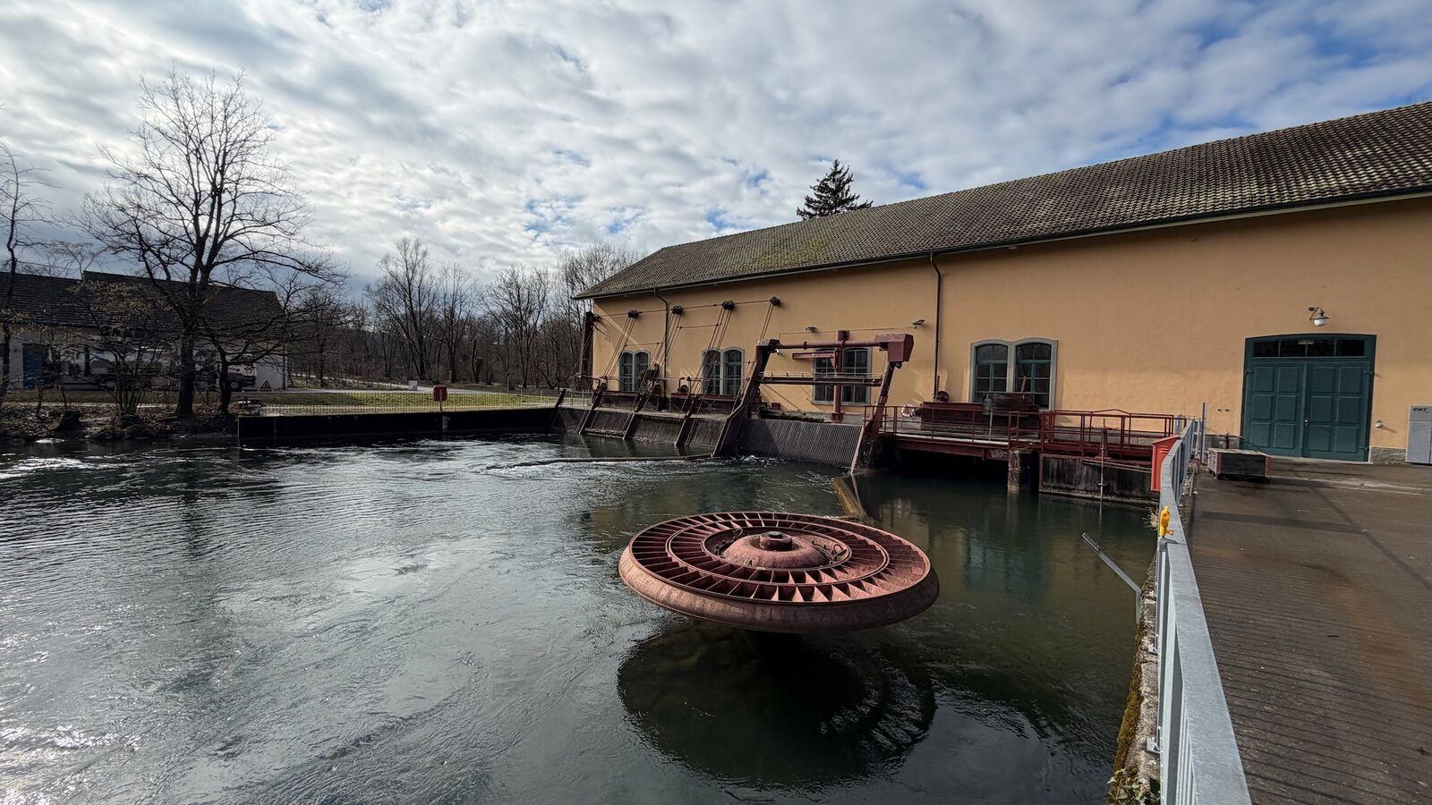 UVEK legt nominalen WACC 2027 für Förderinstrumente erneuerbarer Energien neu fest.