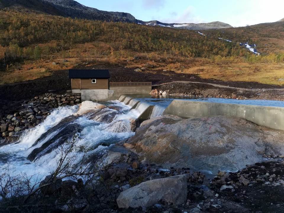 MW Kleinwasserkraftwerk Kjerringnes, Norwegen Wasserfassung